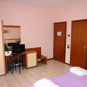 Cippa’s 3*, Villadose Italia